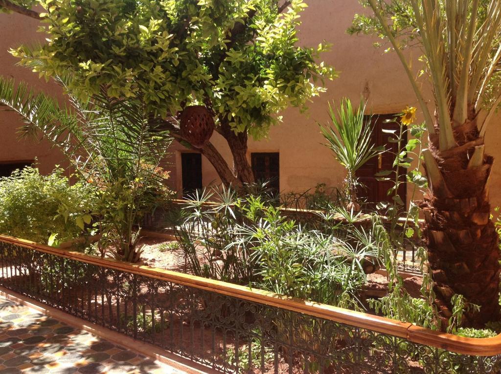 Riad Timadrouine Timatraouine Bagian luar foto