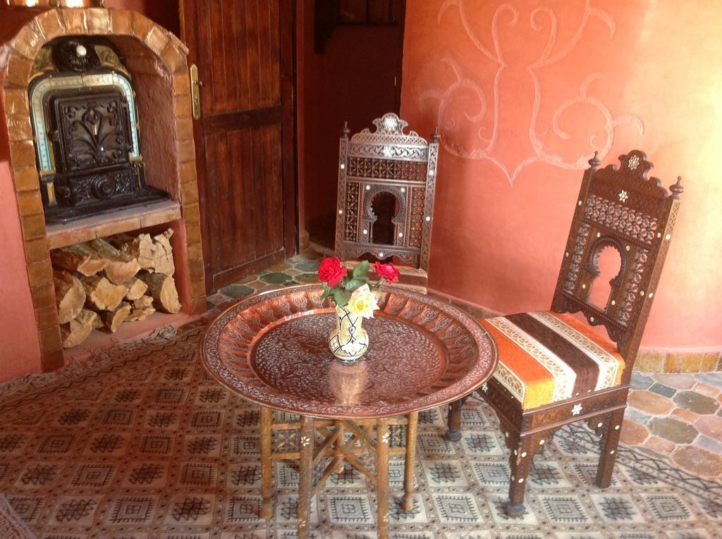 Riad Timadrouine Timatraouine Bagian luar foto