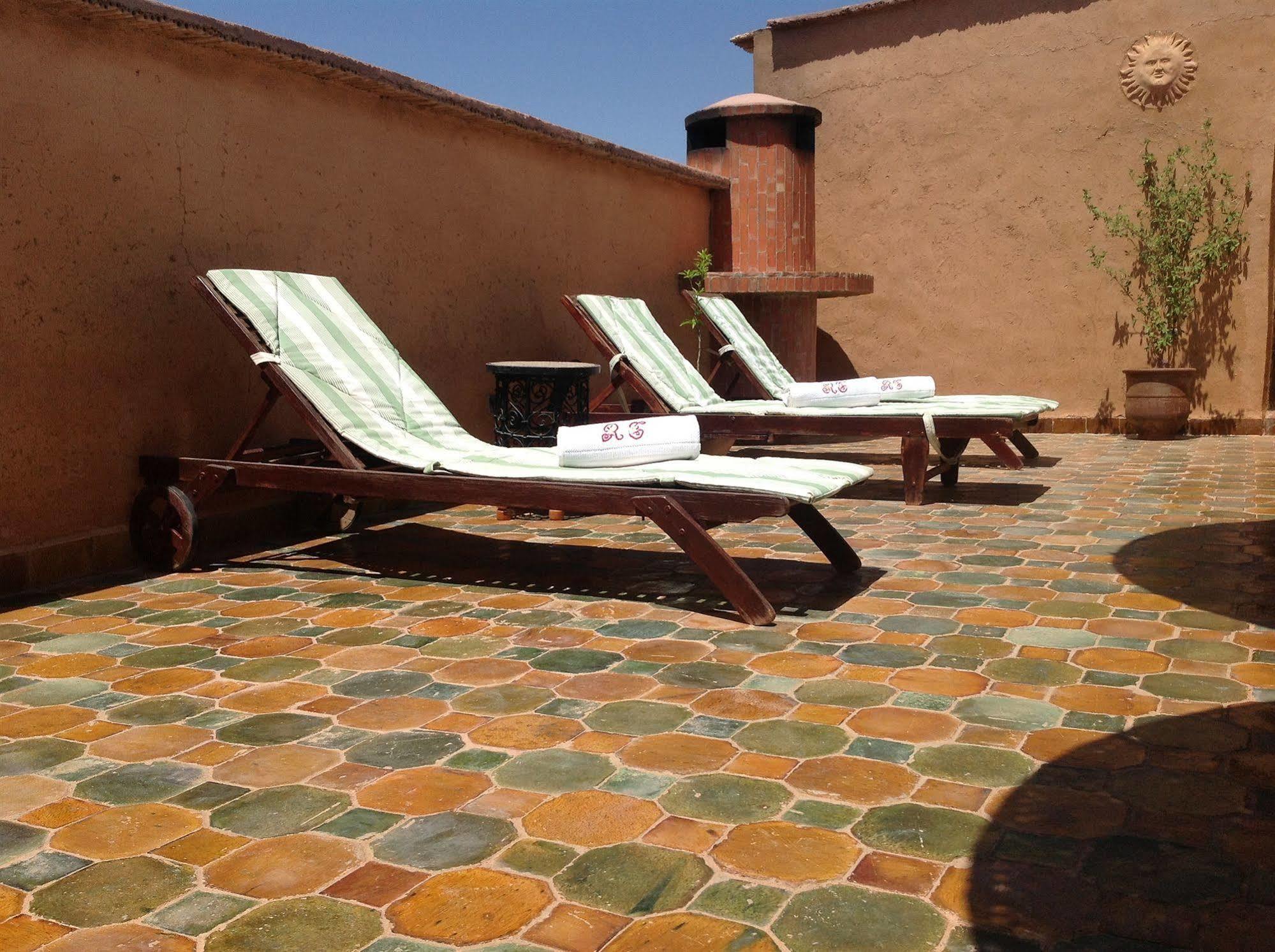 Riad Timadrouine Timatraouine Bagian luar foto